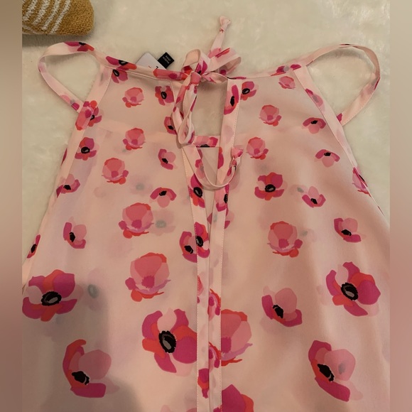 Womens cabi tank size large - Picture 3 of 3